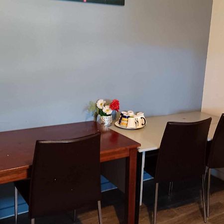 Homestay, Handy City Center Christchurch Zewnętrze zdjęcie